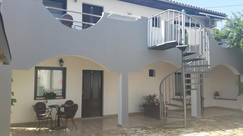 Apartments Lola Biograd Na Moru Εξωτερικό φωτογραφία