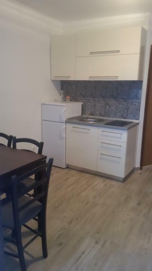 Apartments Lola Biograd Na Moru Εξωτερικό φωτογραφία